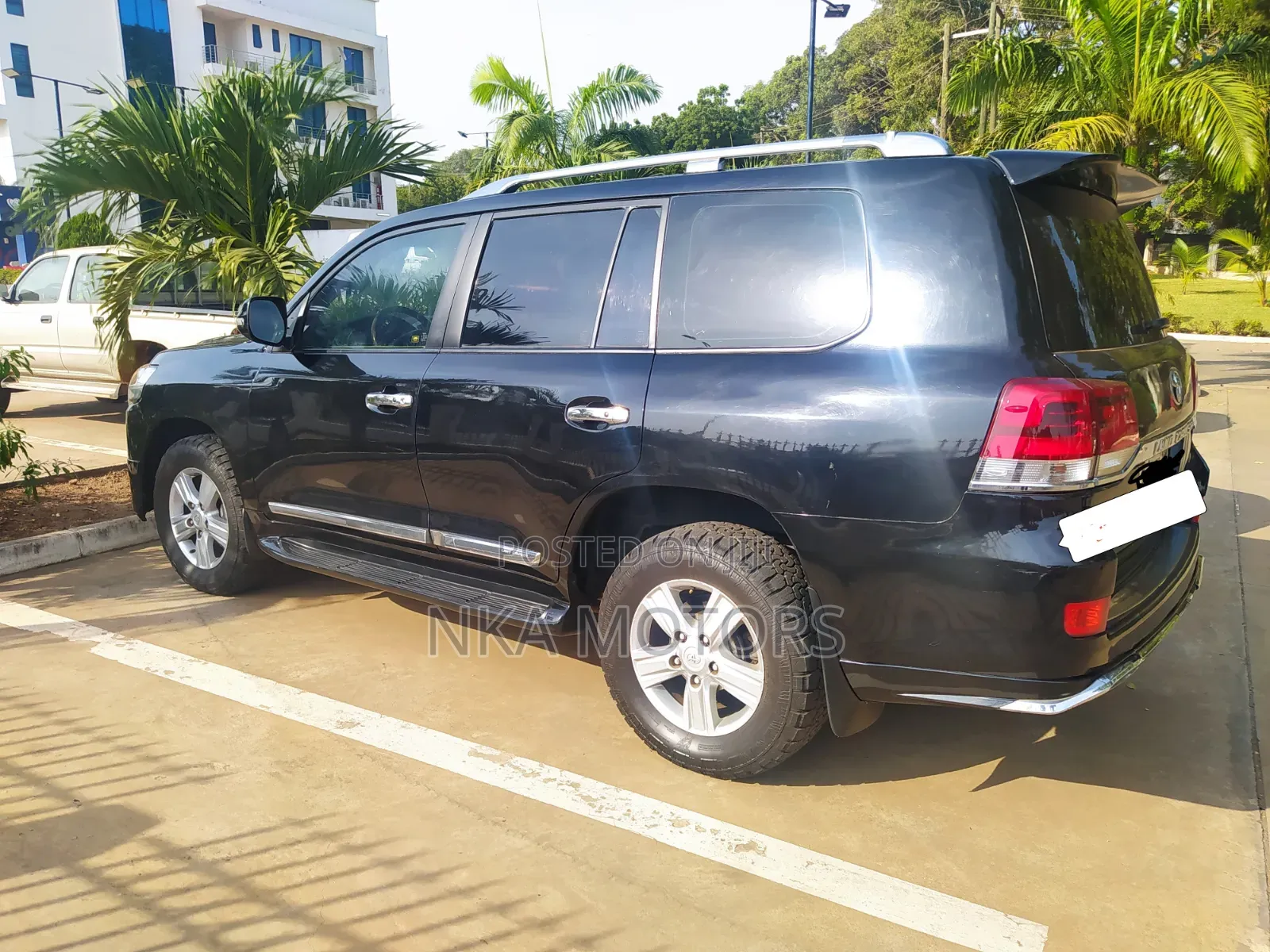 Toyota Land Cruiser 4.5 V8 DSL 2012 Black