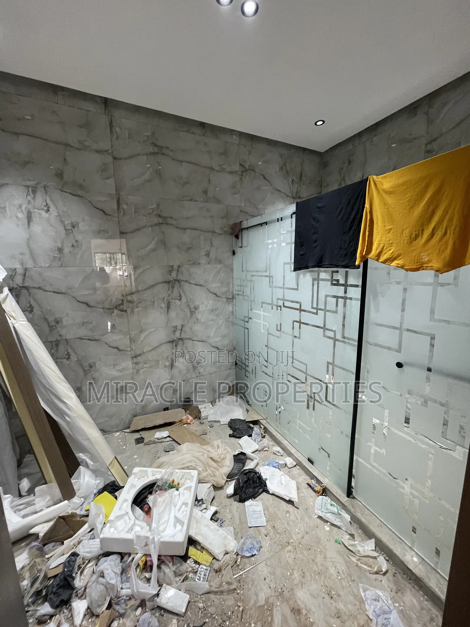 4bdrm Duplex in Miracle Properties, Oyarifa for sale