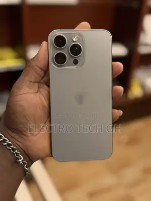 Apple iPhone 15 Pro Max 256 GB Silver