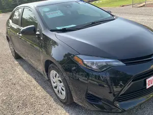 Toyota Corolla LE (1.8L 4cyl 2A) 2019 Black