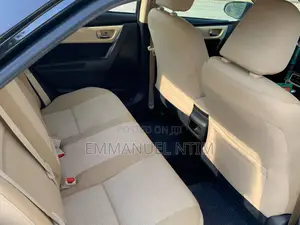 Toyota Corolla LE (1.8L 4cyl 2A) 2019 Black