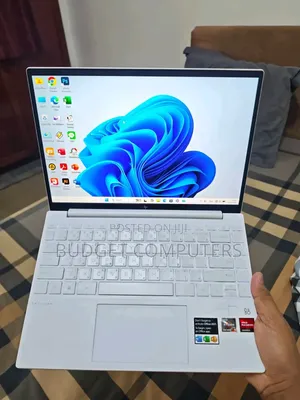 New Laptop HP 14S 16GB AMD Ryzen 5 SSD 512GB