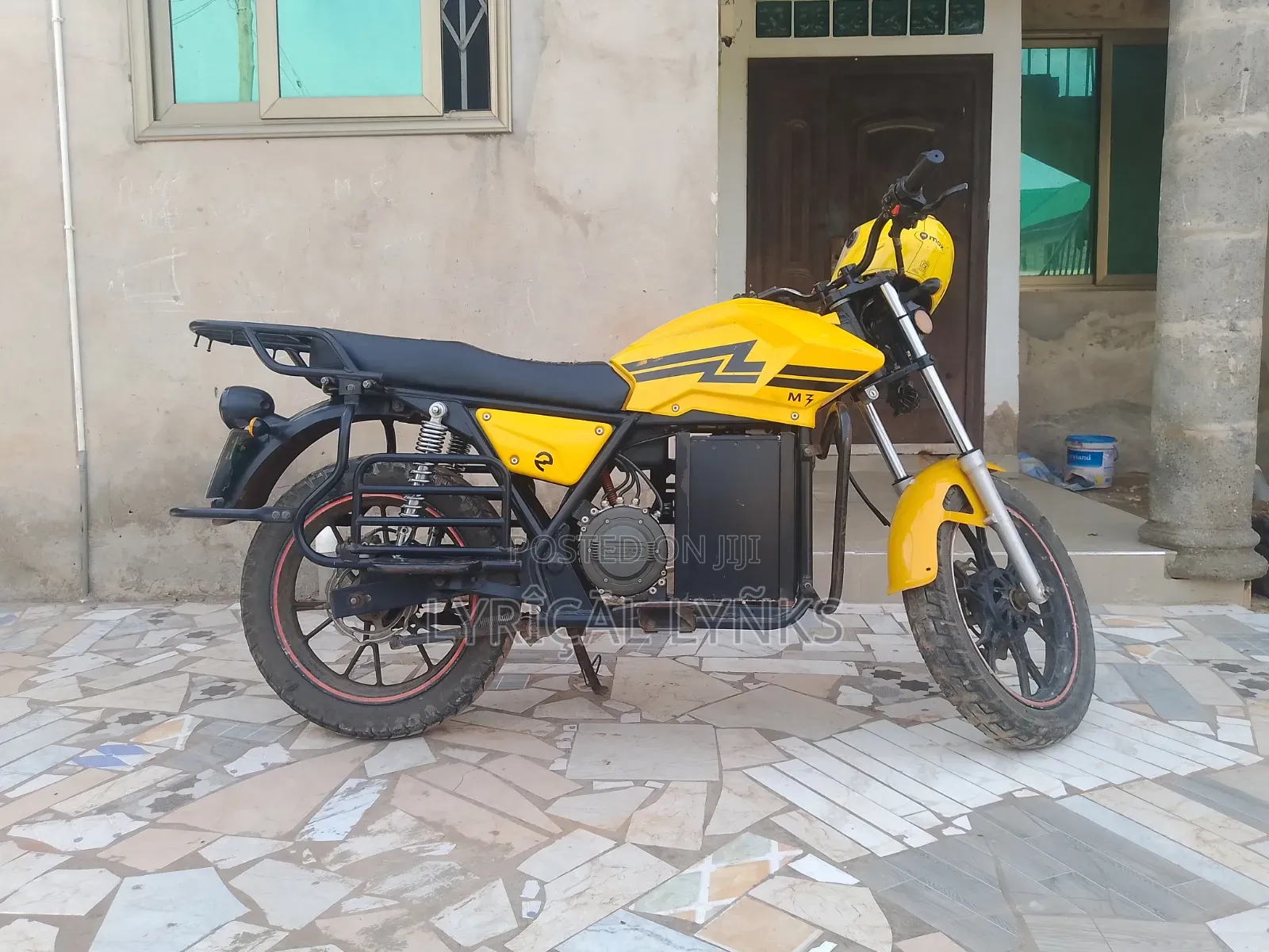 Motorcycle 2023 Yellow