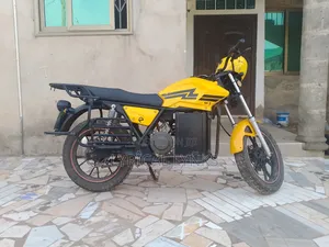 Motorcycle 2023 Yellow