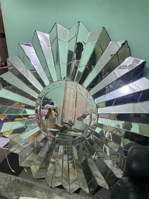 Venetian Sunburst / Starburst Faceted Glass Wall Mirror
