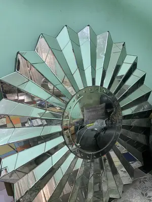 Venetian Sunburst / Starburst Faceted Glass Wall Mirror