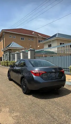 Toyota Corolla LE ECO 4dr Sedan (1.8L 4cyl CVT) 2017 Gray
