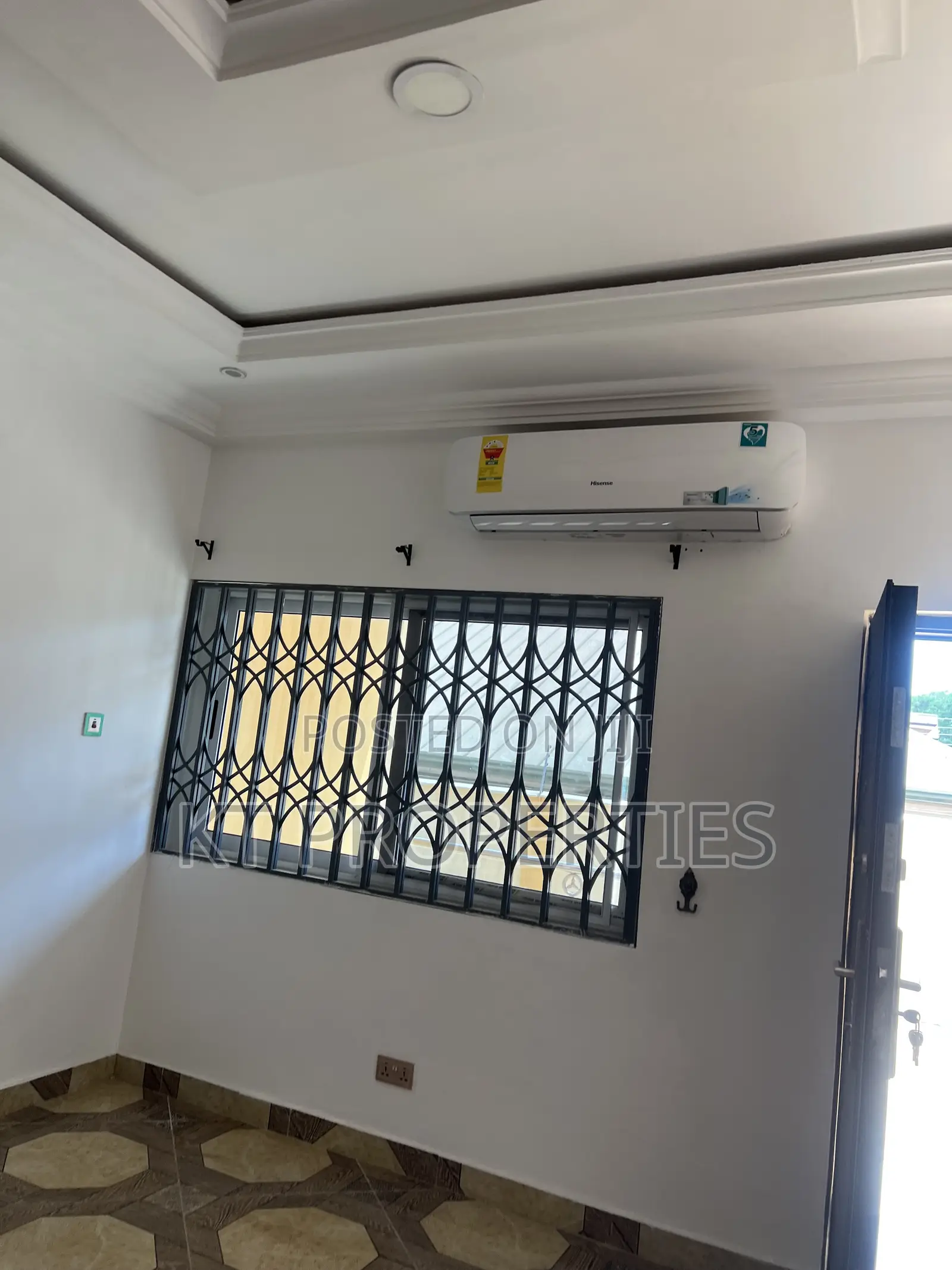 2bdrm Apartment in Acp, Kwabenya for rent