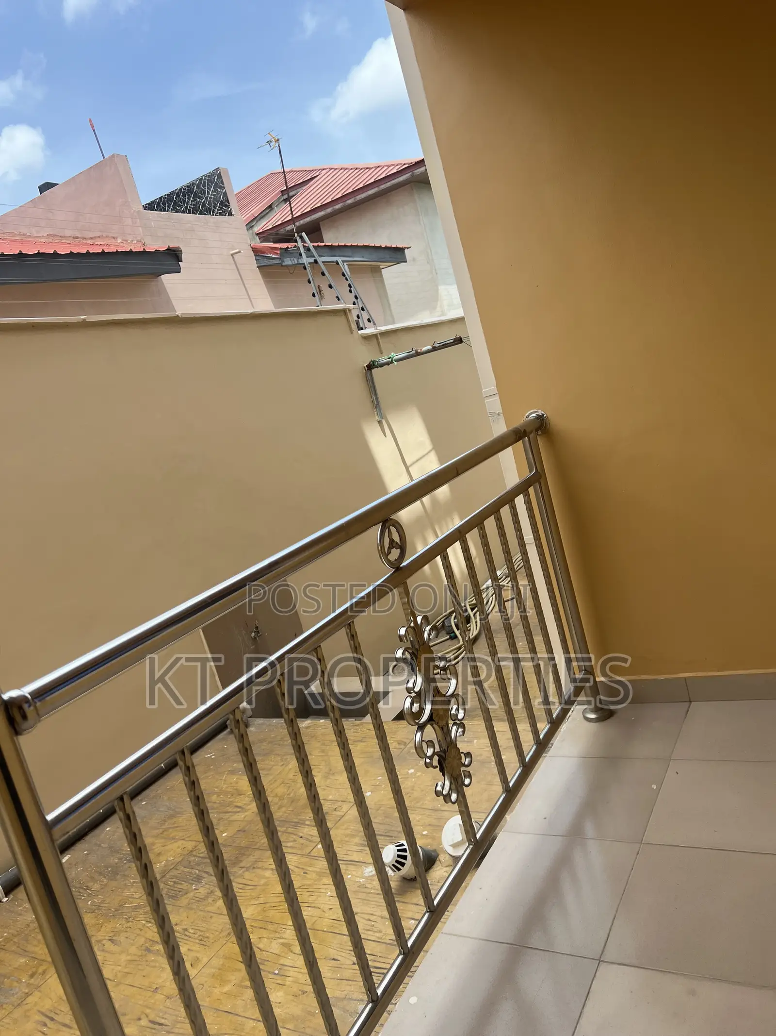 2bdrm Apartment in Acp, Kwabenya for rent