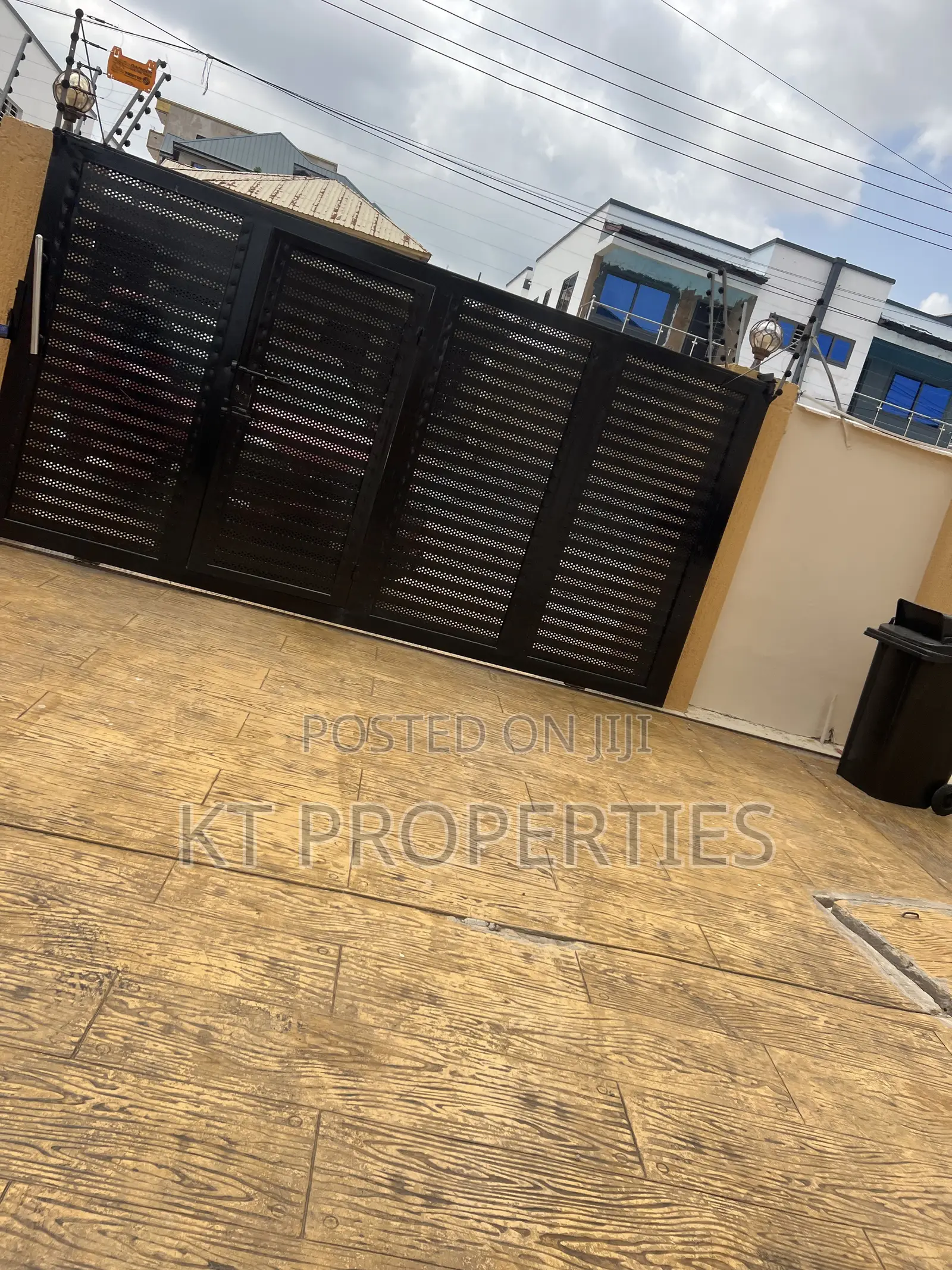 2bdrm Apartment in Acp, Kwabenya for rent
