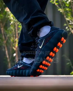 Nike Mind 002 "Black Hyper Crimson"