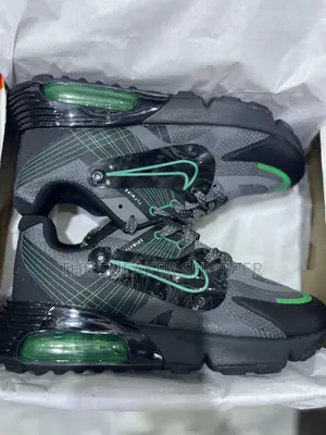 Nike Fly Wire Green And Black