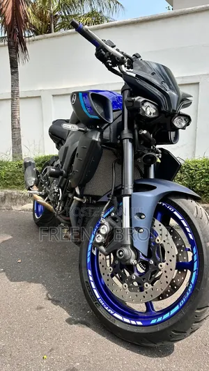 Yamaha FZ 2025 Blue