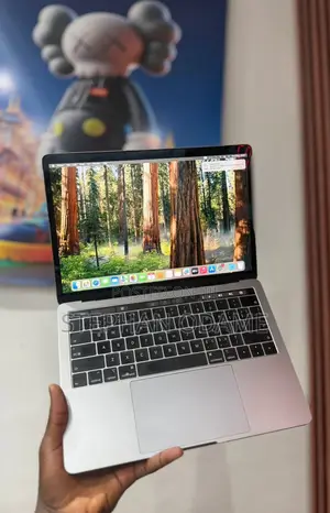 New Laptop Apple MacBook Pro 2019 16GB Intel Core 5 SSD 512GB