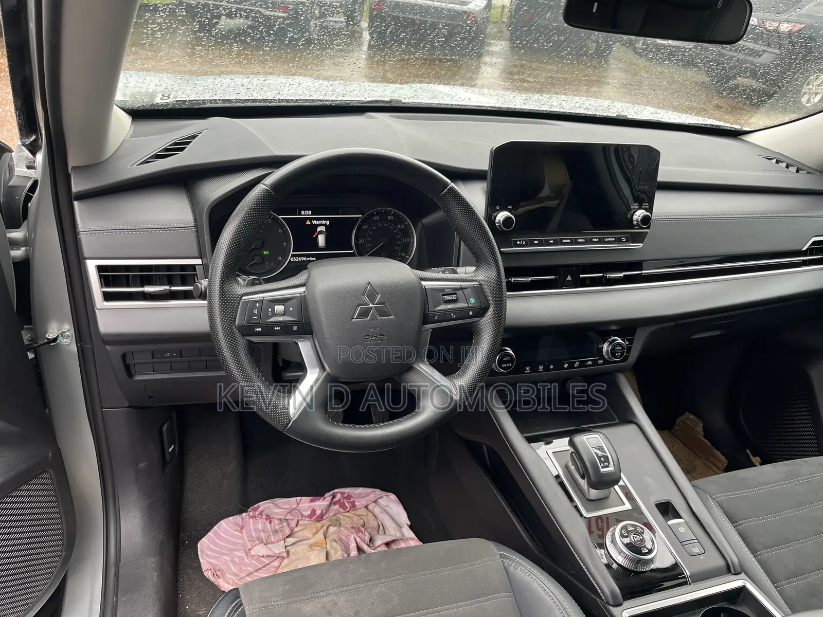 Mitsubishi Outlander SE 2024 Silver