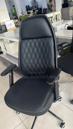 Executive Swivel Office Chair