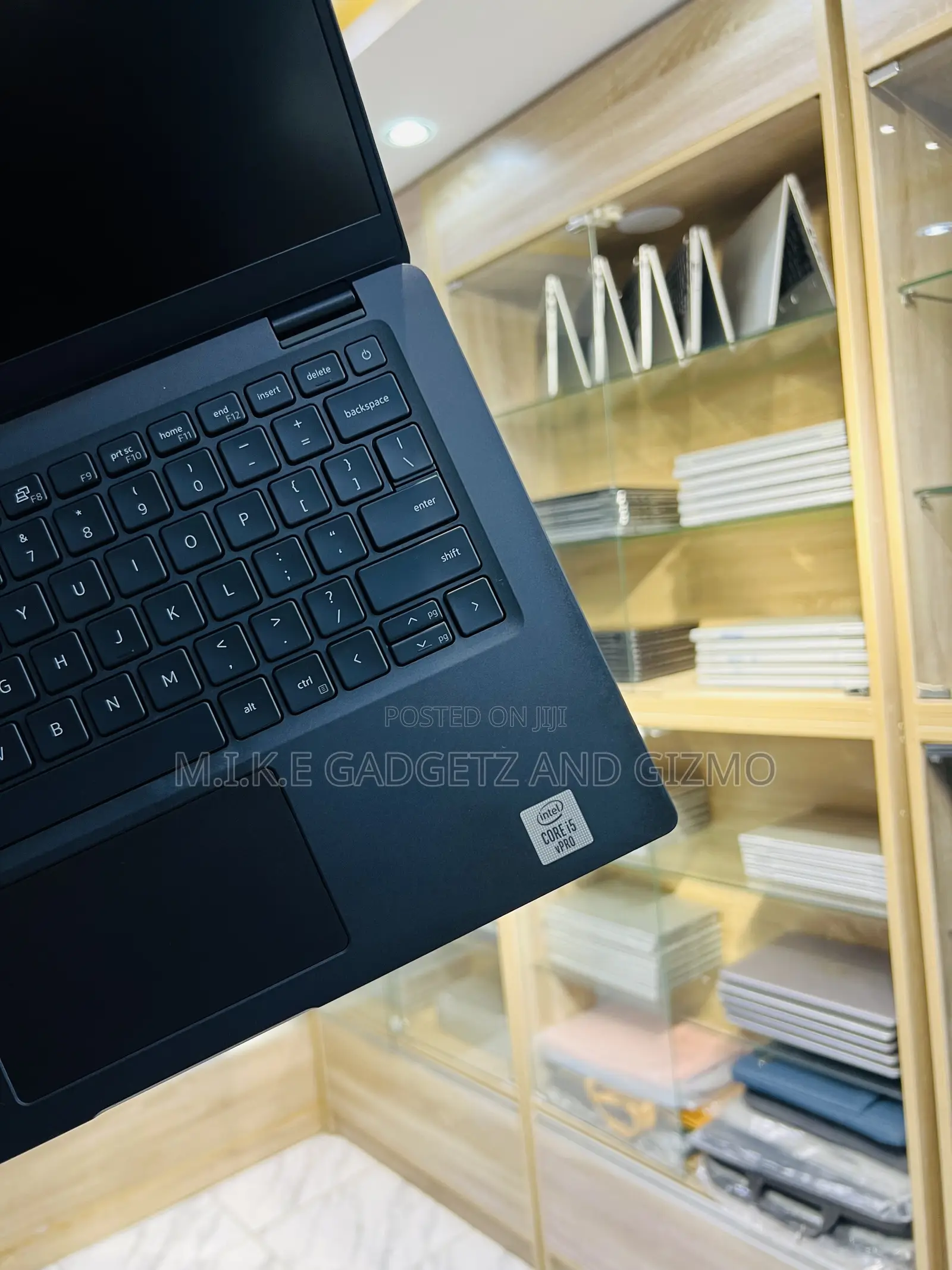 Laptop Dell Latitude 7310 16GB Intel Core i5 SSD 256GB
