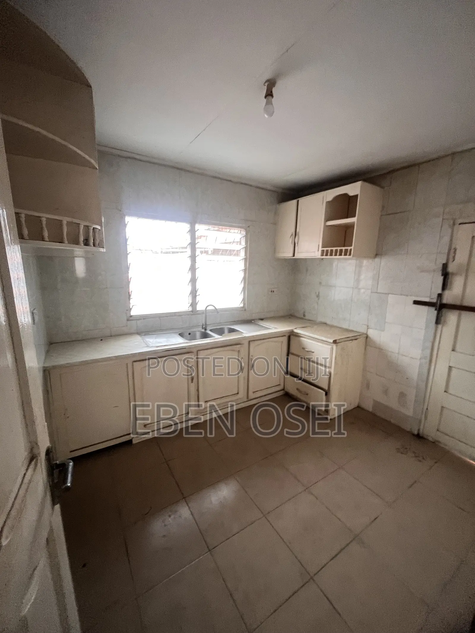 3bdrm Apartment in Dansoman for rent
