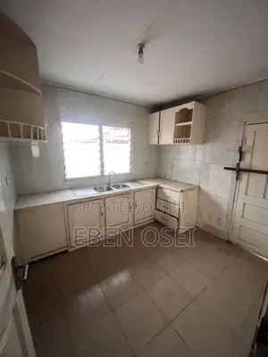 3bdrm Apartment in Dansoman for rent