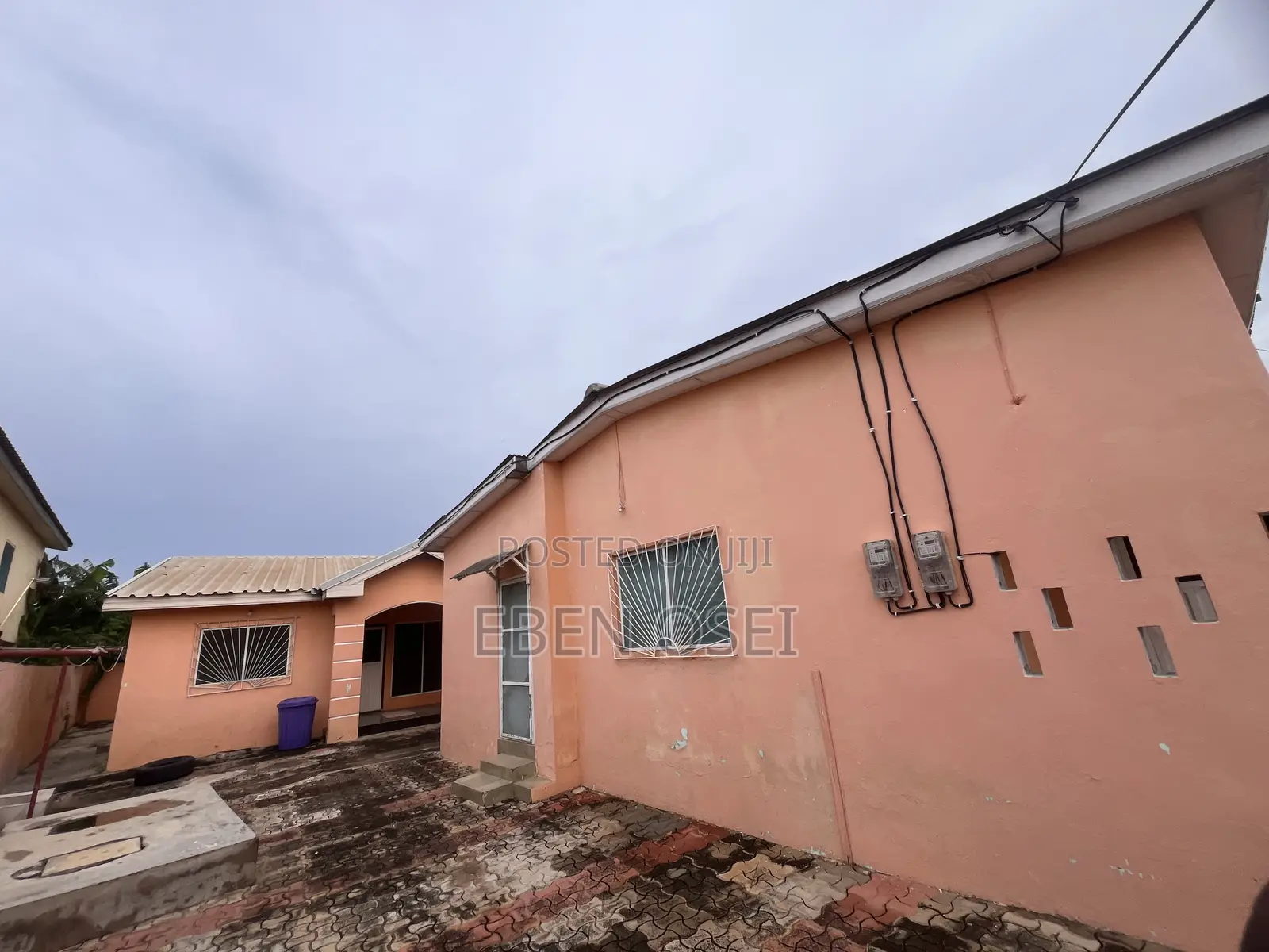 3bdrm Apartment in Dansoman for rent
