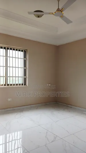 2bdrm Apartment in Daaseber Estate, New-Juaben Municipal for rent