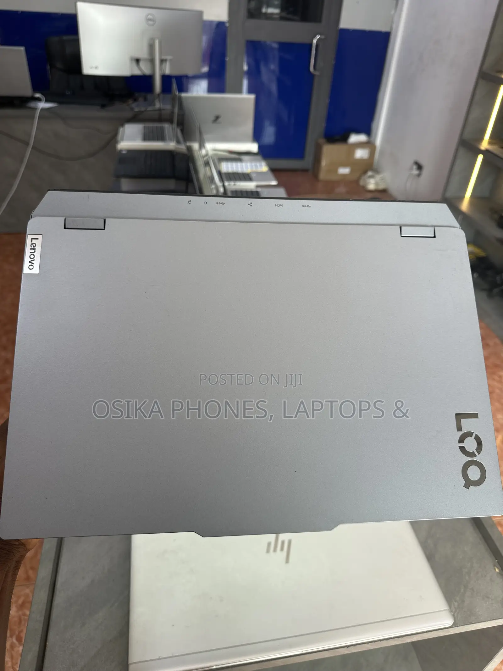 Laptop Lenovo LOQ 15AHP10 16GB AMD Ryzen 7 SSD 1T