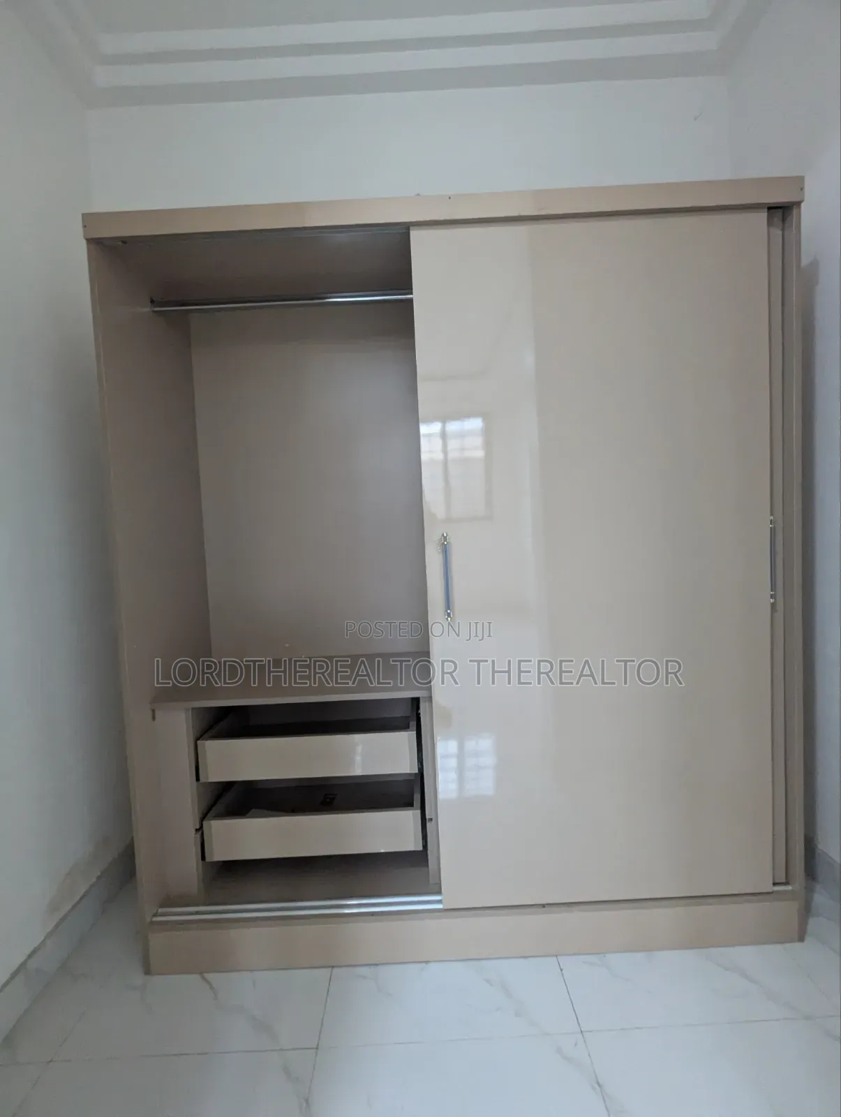 2bdrm Apartment in Pokuase for rent