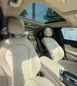 Mercedes-Benz C300 Luxury 4dr AWD 4Matic Sedan (2.0L 4cyl 7A) 2015 White