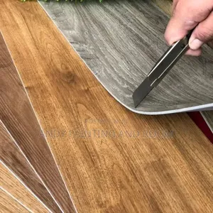 Need a Vinyl Floor Installer? Call the Experts!