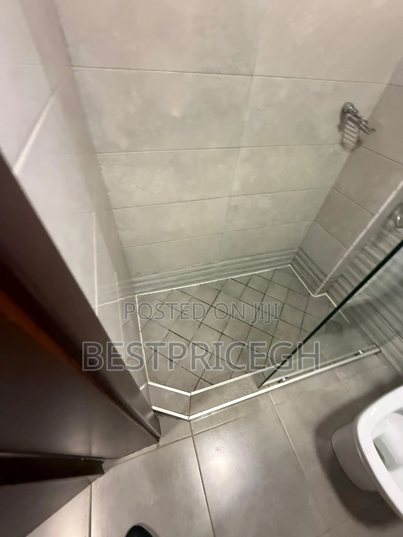 Furnished 1bdrm Apartment in Oasis, South Shiashie for sale