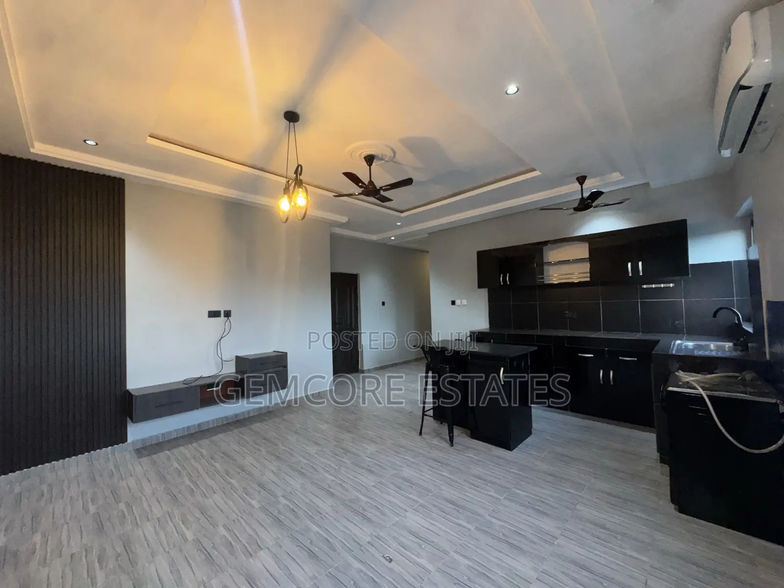 2bdrm Apartment in School Junction, Ashaley Botwe for rent