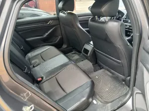 Honda Accord 2018 Gray