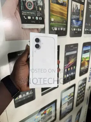 New Apple iPhone 17 256 GB White