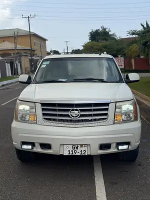 Cadillac Escalade 2012 White