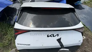 2023 Kia Sportage Trunk Boot Doors