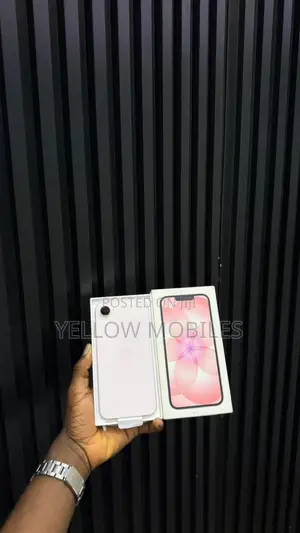 New Apple iPhone 17e 256 GB Black