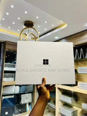 New Microsoft Surface Laptop 7 16GB Qualcomm Snapdragon X Elite 512GB
