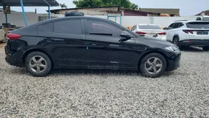 Hyundai Avante 2018 Black