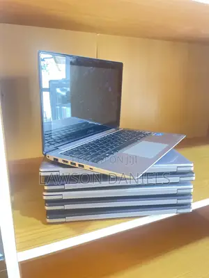 Laptop Asus X201E 4GB Intel Core i3 HDD 500GB