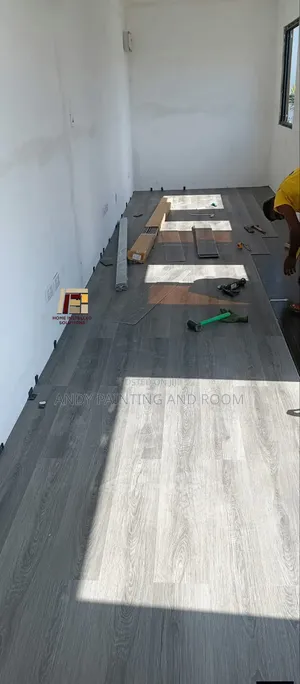 Precision-Fit Luxury Vinyl Flooring: Installation Pros