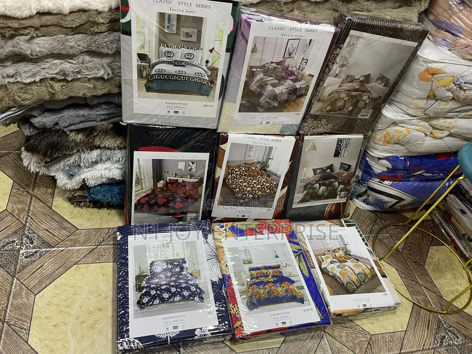 Bedspread , Bed Sheets and Duvet