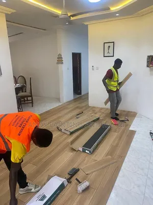 Top-Tier Vinyl Flooring – Expert Installation Guaranteed