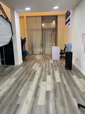 Need Vinyl Floors Installed? We Can Start Tomorrow!