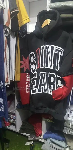Stock Men’S Hoodies and Side Pockets for Sale