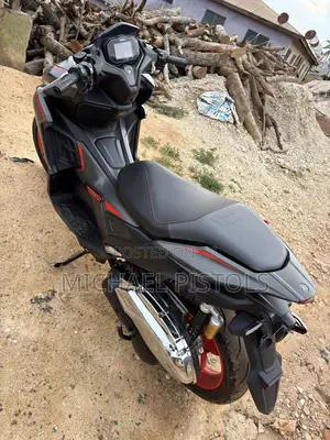 Yamaha NMAX 155 2025