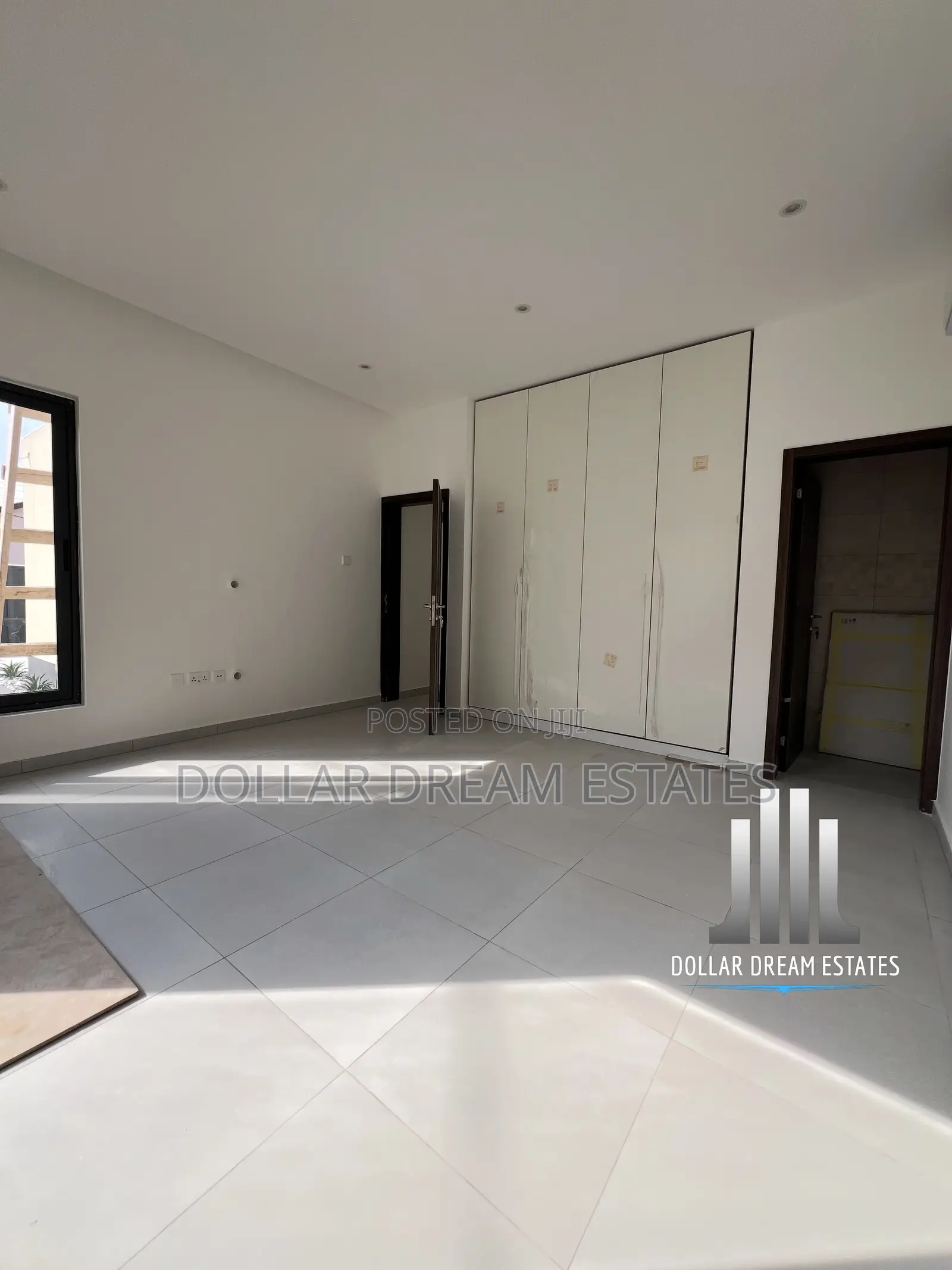 4bdrm House in Adjiriganor for sale