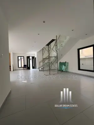 4bdrm House in Adjiriganor for sale