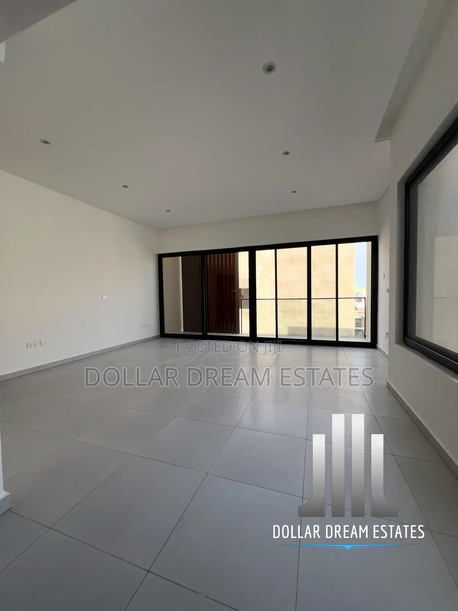 4bdrm House in Adjiriganor for sale