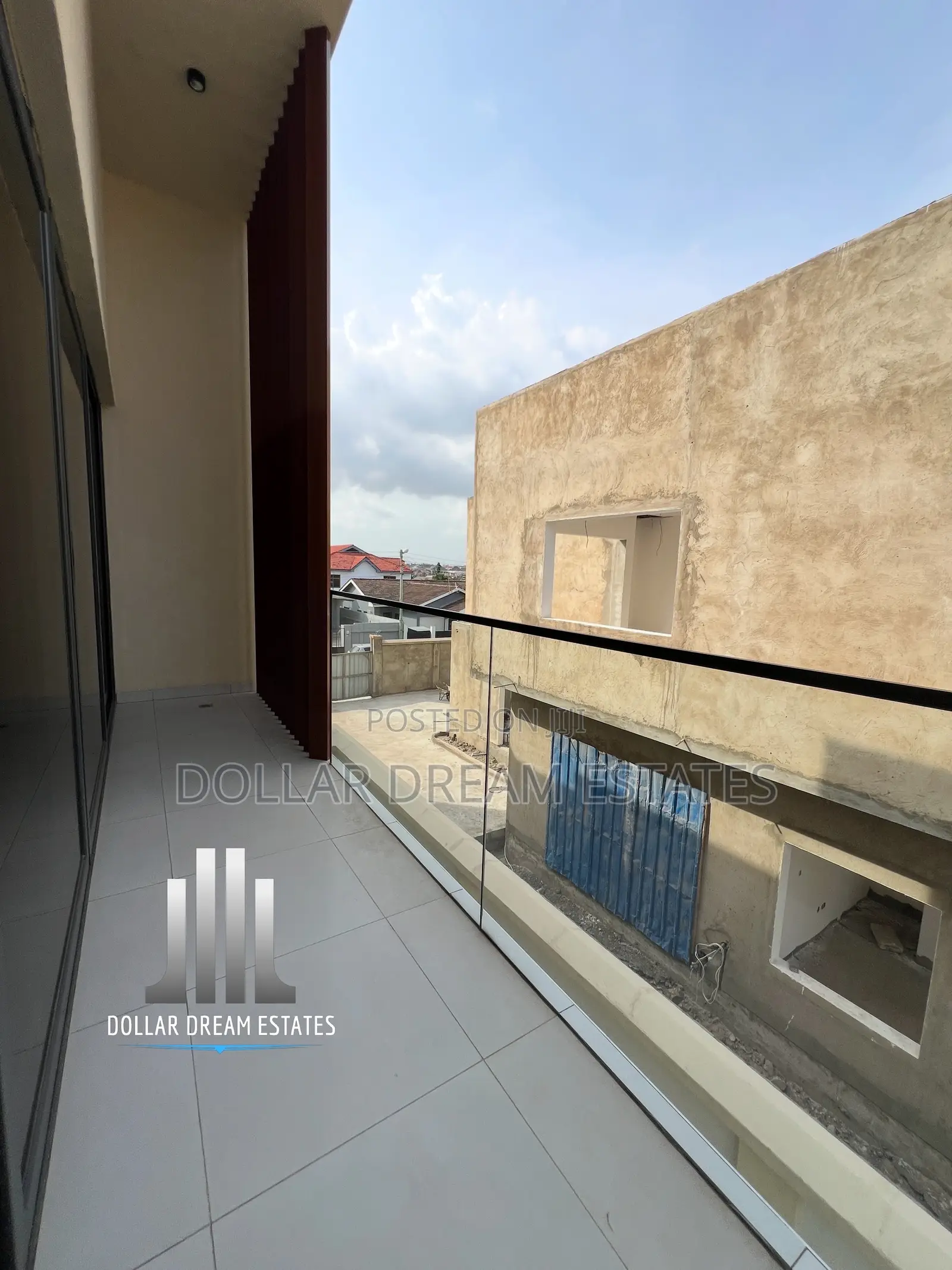 4bdrm House in Adjiriganor for sale