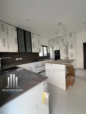 4bdrm House in Adjiriganor for sale